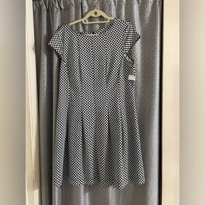 NEW dress Danny and Nicole JC Penney very comfortable sleeveless nice dress